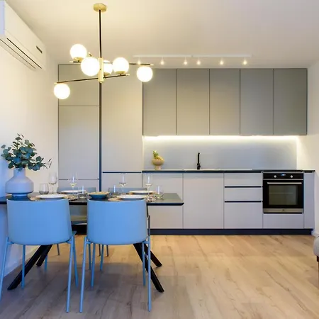 Stiva Apartment - New Apartment With Free Parking, 150M From The Beach Kastela Exterior photo